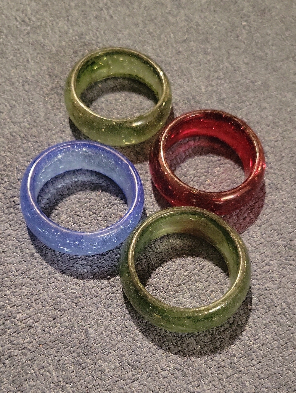 Set Of 4 Glass Napkin Rings Multi Colored